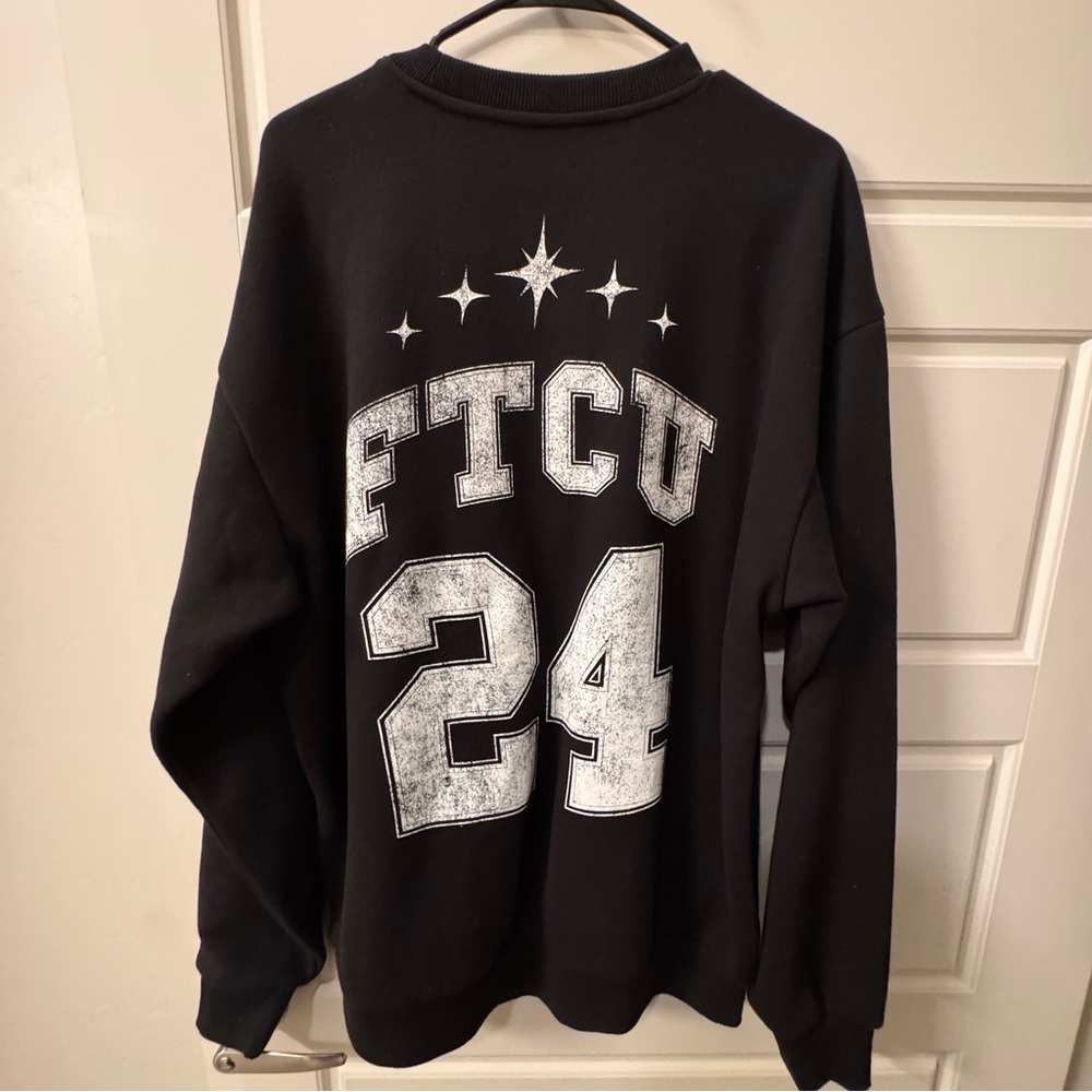 Nicki Minaj Concert Merch Sweatshirt Size Large